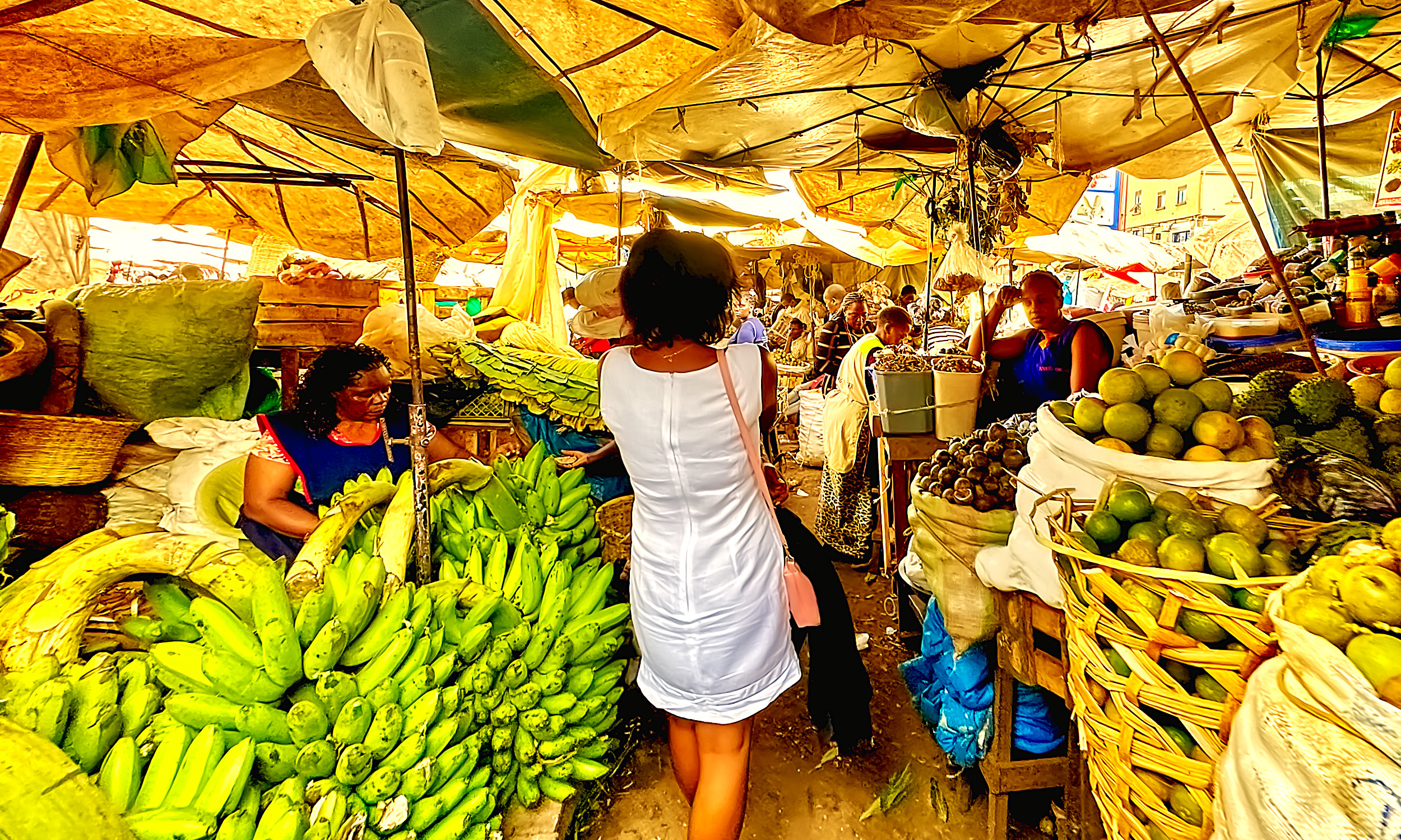 Nakasero Market: the Fresh Fruit Paradise in the Heart of Kampala